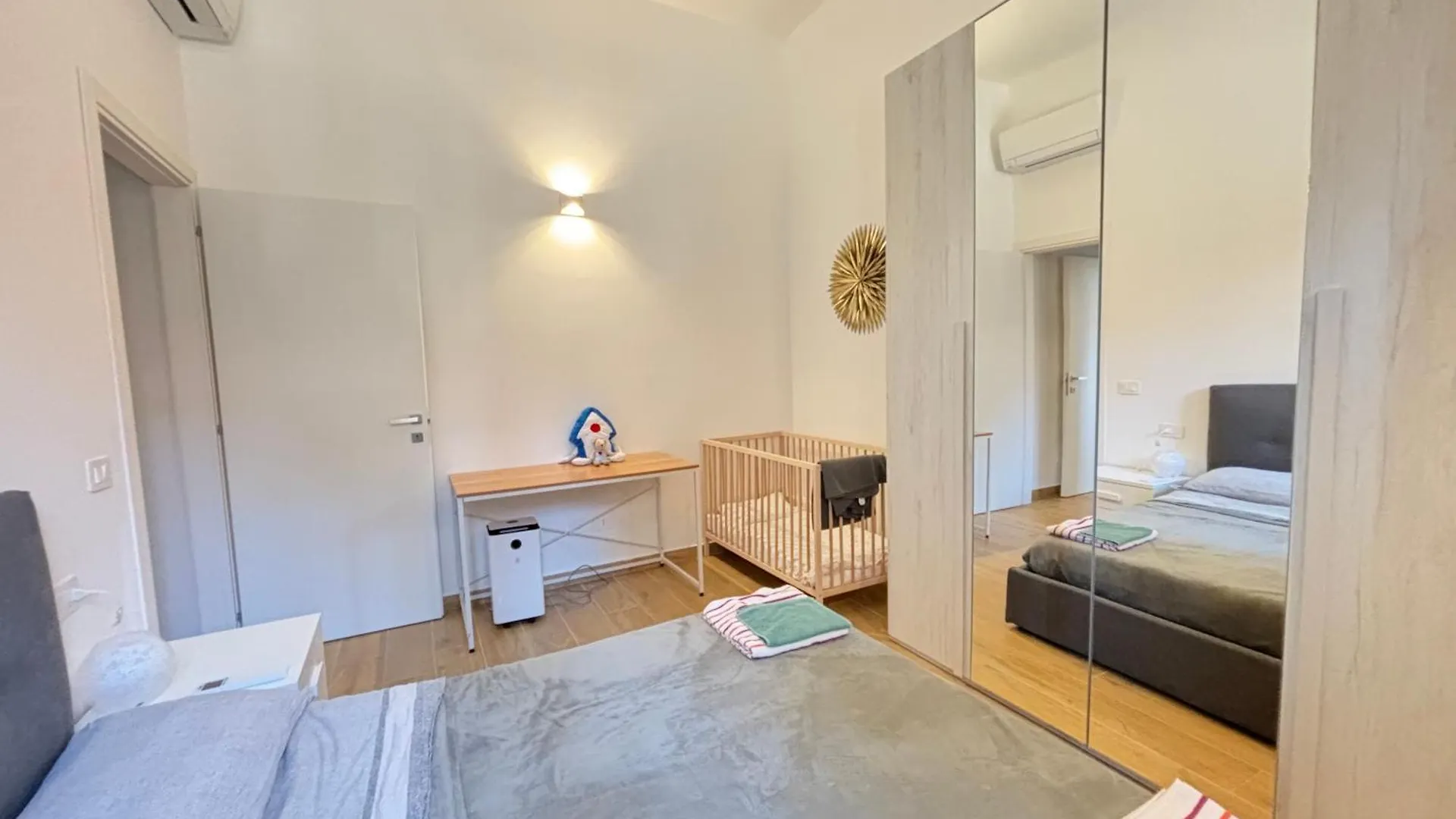Apartment Ferienwohnung Living Ripa Mailand